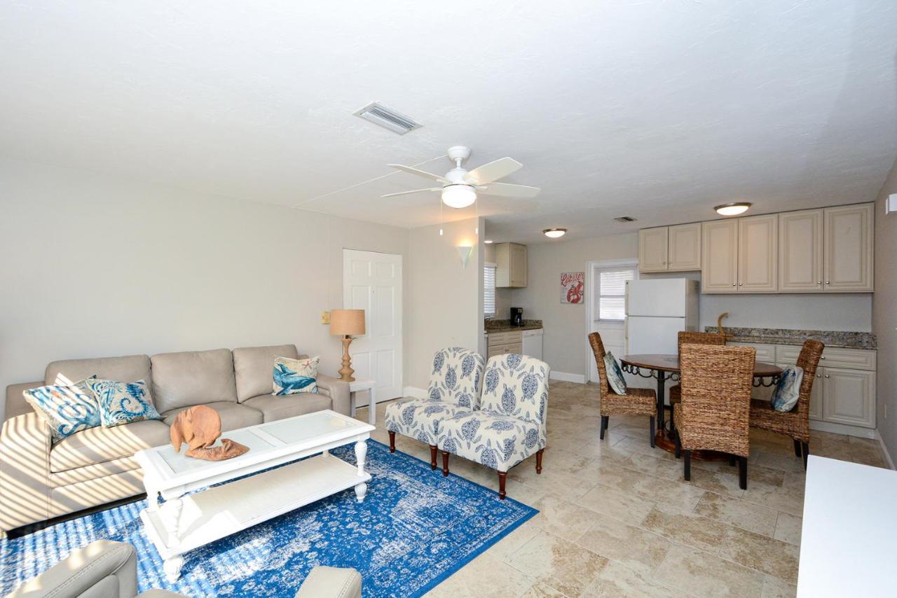 Canal 311 - Right In Siesta Key Village! Сарасота Екстериор снимка